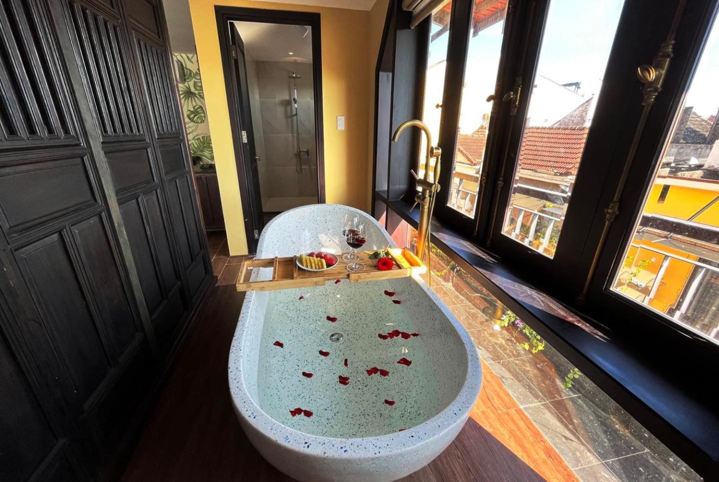 Hoianan Boutique Hotel Hoi An Bagian luar foto